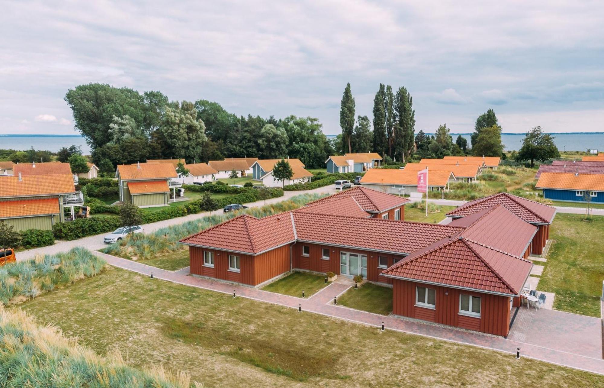 Typ A "Black Pearl" -Kleiner-Belt-Haus- Pelzerhaken Dış mekan fotoğraf
